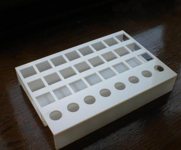 請(qǐng)注意:本圖片來(lái)自上海欣鋒商務(wù)咨詢(xún)有限公司提供的有機(jī)玻璃 plexi